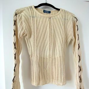 Crochet Sweater with Leather Thread Sleeve